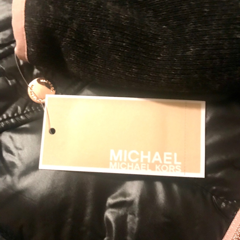 Michael Kors Quilted Puffer - Picture 5 of 8